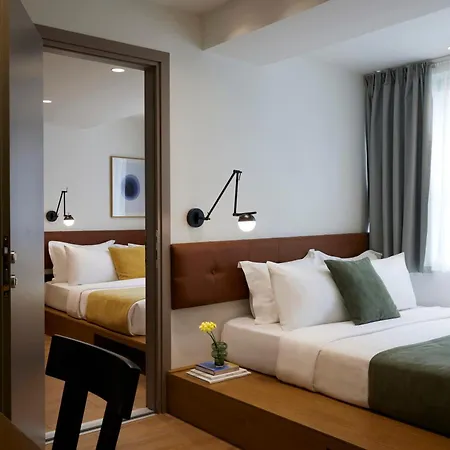 Noa Hotel