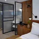 Noa Hotel