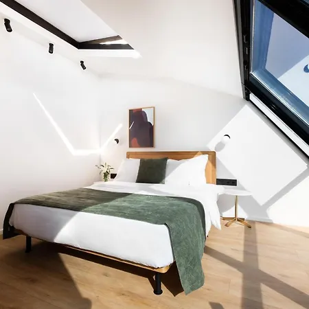 Noa Hotel